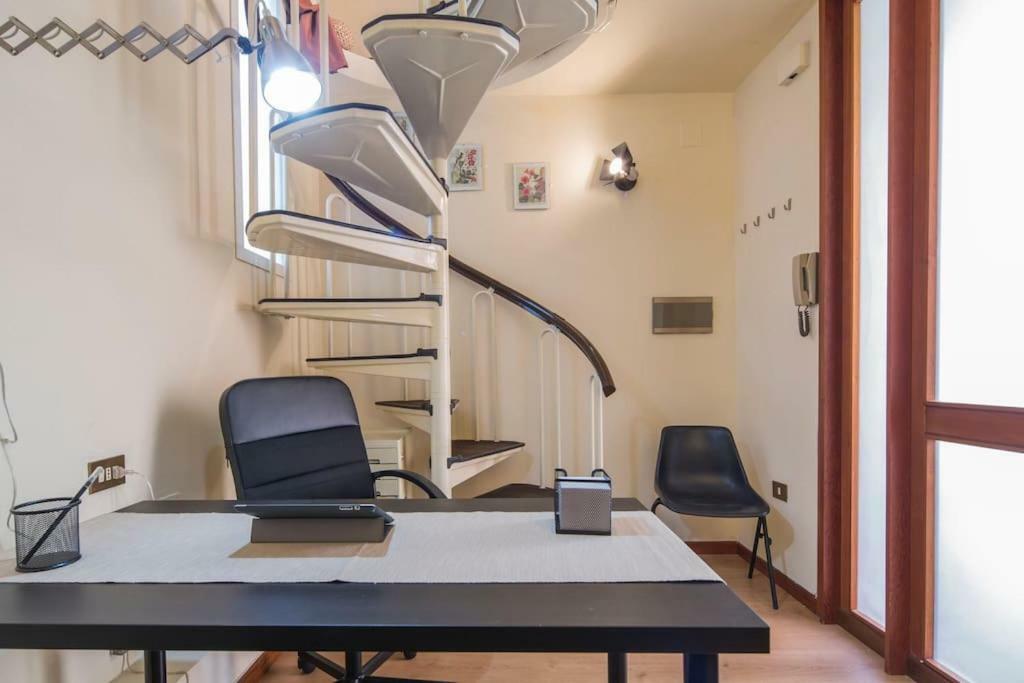Bilocale In Centro Daire Salerno Dış mekan fotoğraf